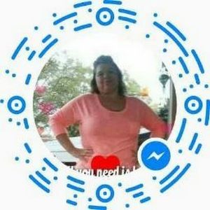 Meet your Posher, Angie